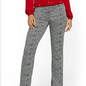 NY&Co black and white pants